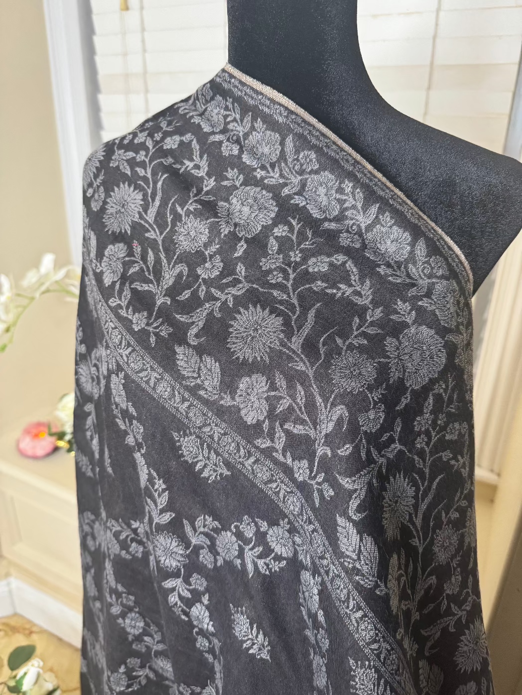 Antique Kani Reversible Shawl
