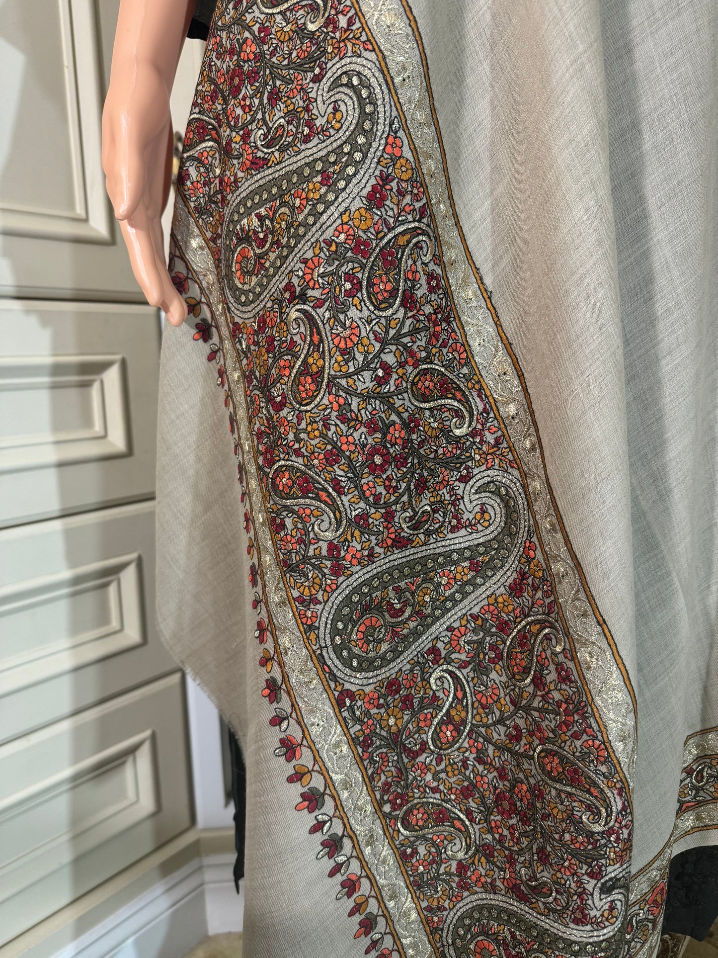 Paisley Multithread Shawl
