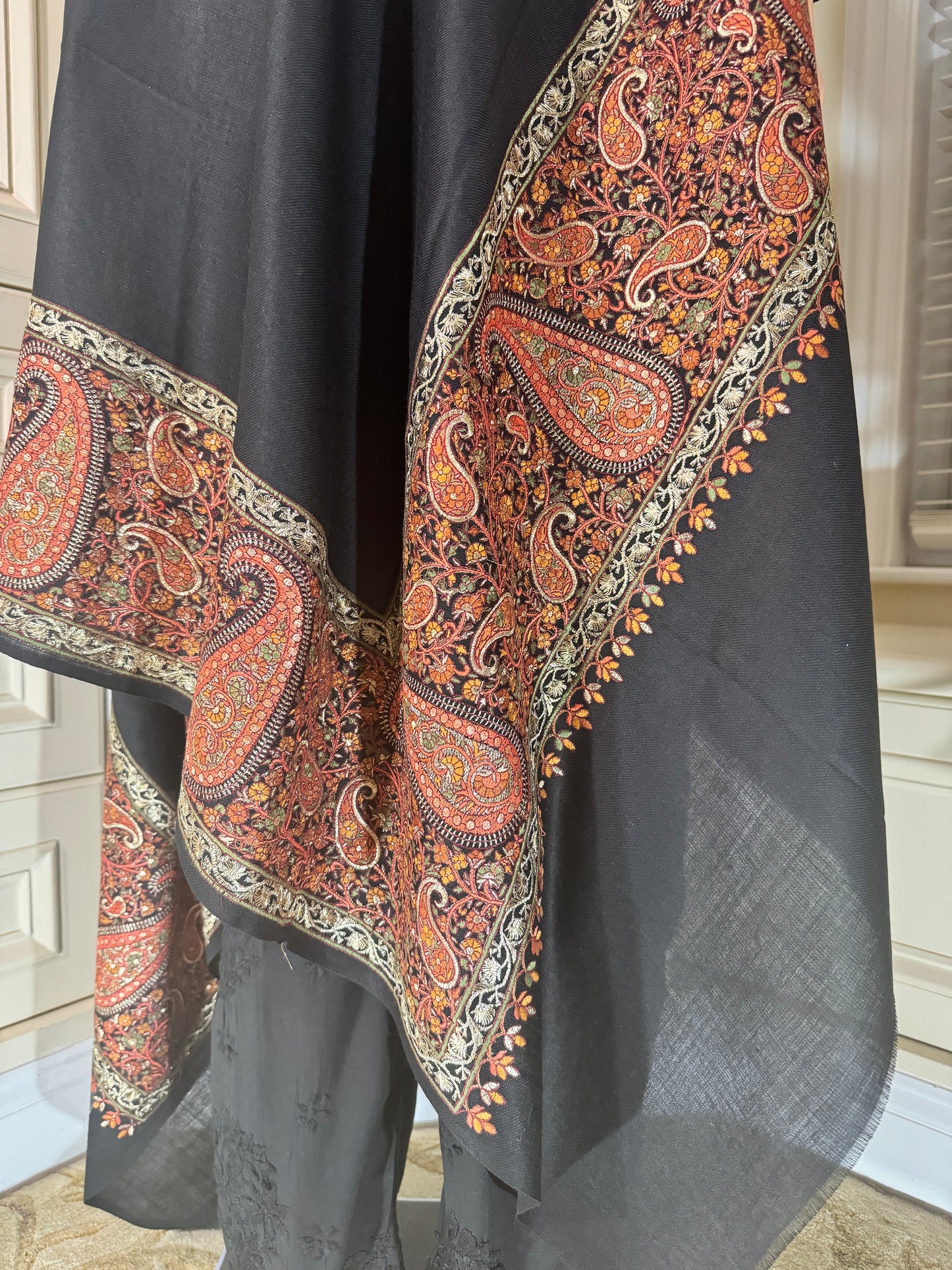 Paisley Multithread Shawl