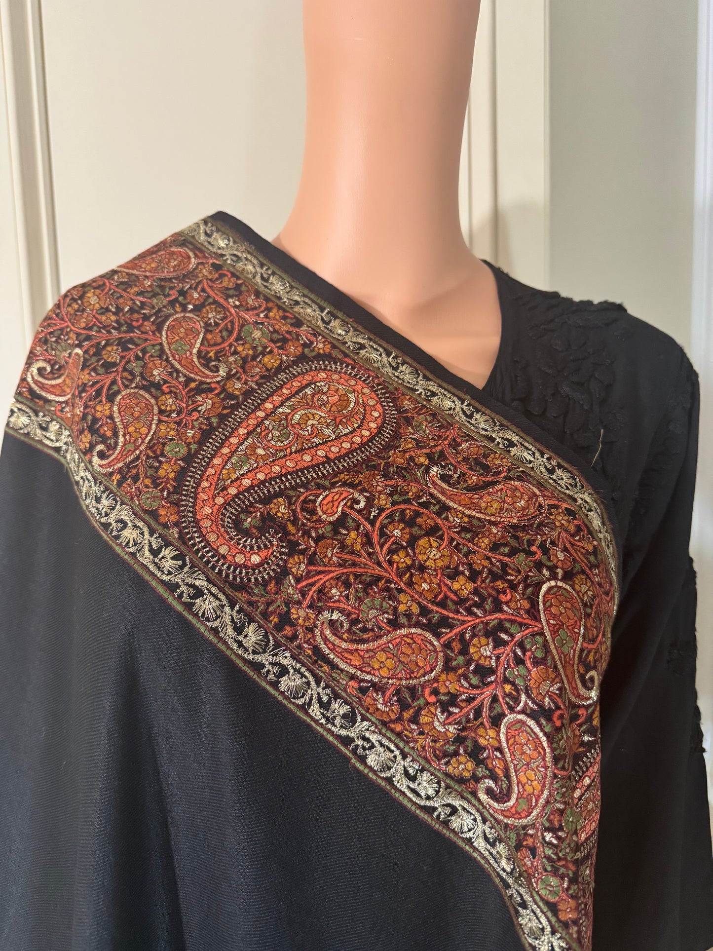 Paisley Multithread Shawl