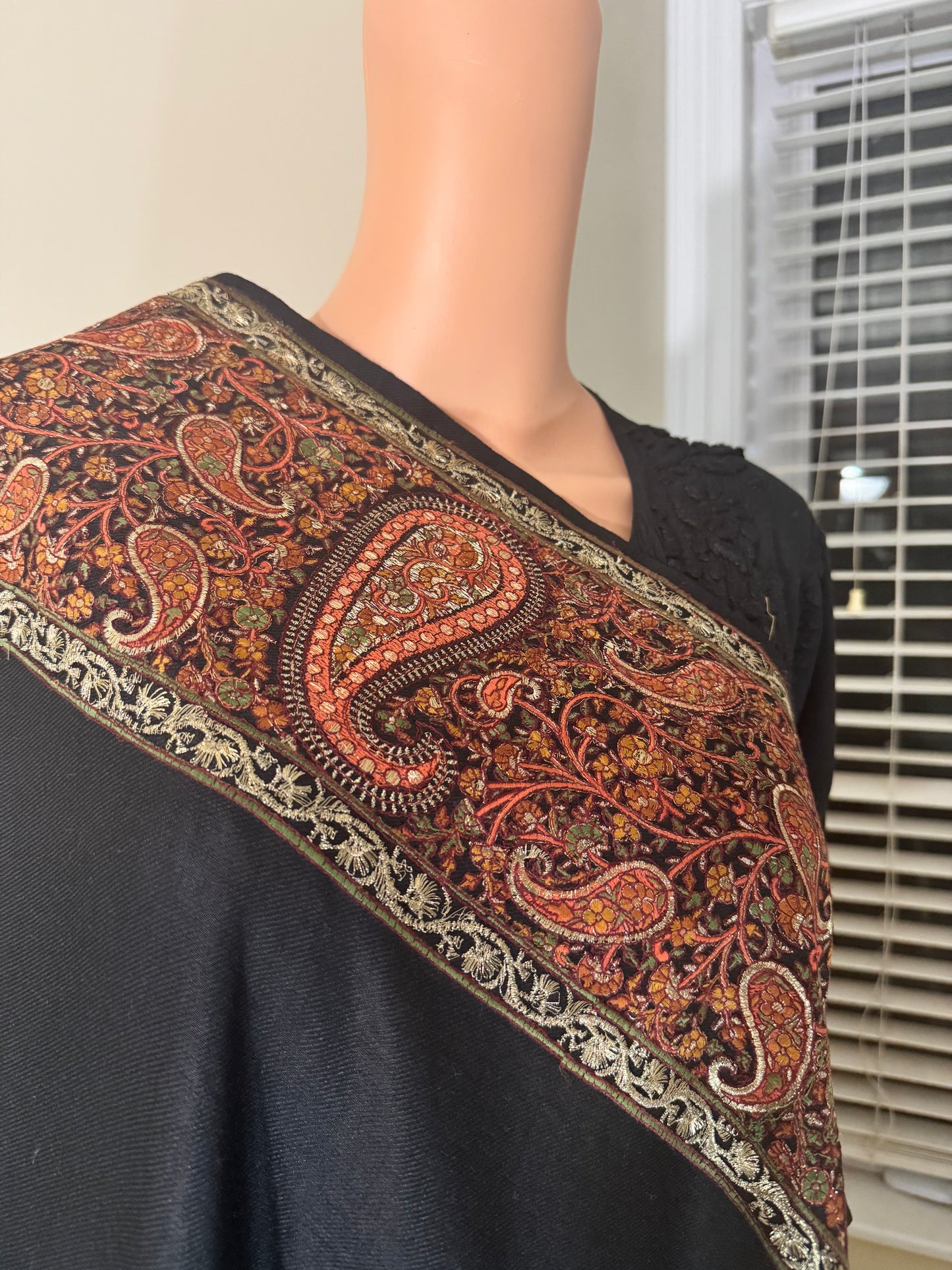 Paisley Multithread Shawl